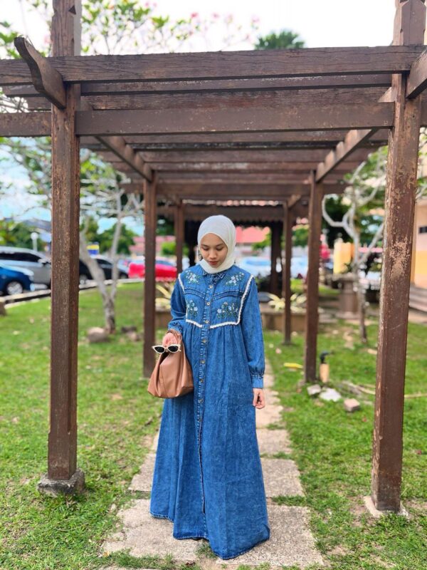 Aralyn Emboidery Denim Dress - Image 3